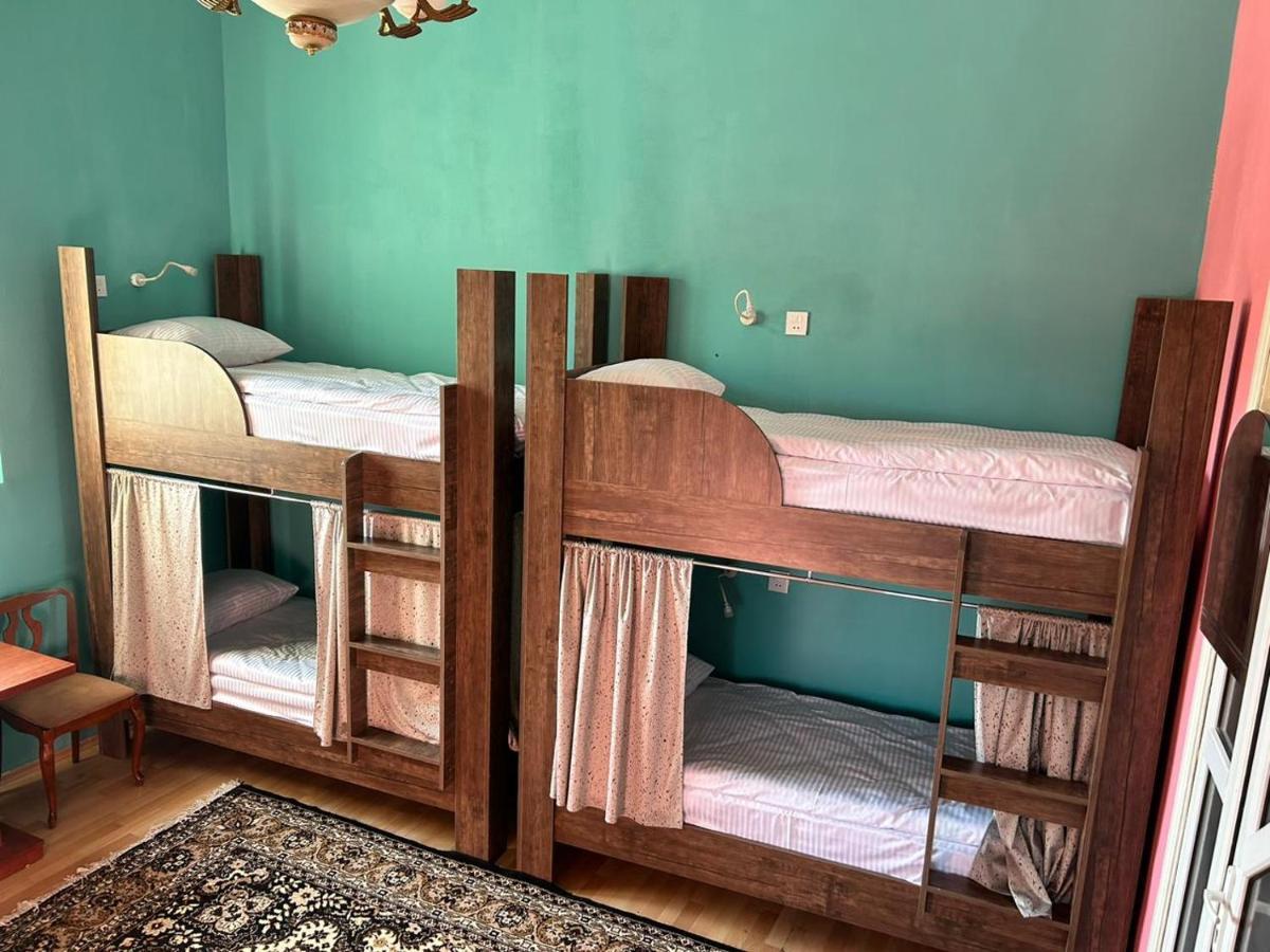 Hostel124 Baku Ngoại thất bức ảnh